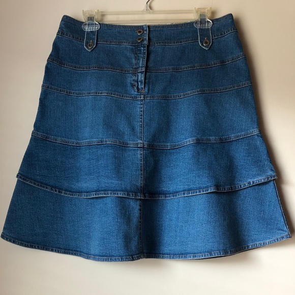 Oscar de la Renta Dresses & Skirts - OSCAR DE LA RENTA DENIM TIERED SKIRT